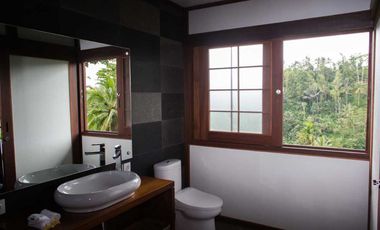 Freehold - Rice Field Vista Retreat Serene Luxury Living in Ubud's Panoramic Paradise