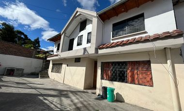 Casa rentera en venta en la calle Brasil