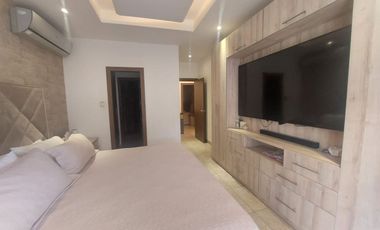 Via La Costa, Renta de Hermosa Casa 4 Dorm. Amoblada con Piscina