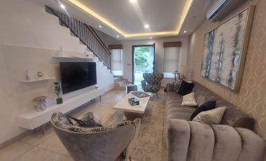 Via La Costa, Renta de Hermosa Casa 4 Dorm. Amoblada con Piscina