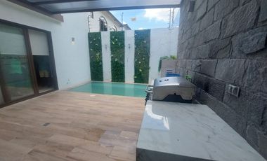 Via La Costa, Renta de Hermosa Casa 4 Dorm. Amoblada con Piscina