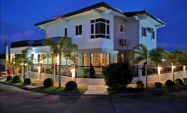 corner MODERN VIP MANSION IN SOUTH FORBES Good as new