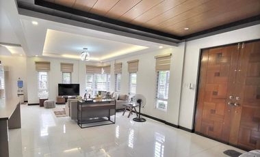 corner MODERN VIP MANSION IN SOUTH FORBES Good as new