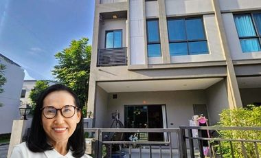 For sale V Compound Ratchaphruek-Pinklao, corner plot, Decorated and ready to move in price only 3.7 M.Baht