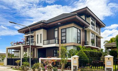 Tastefully and Modernize 8BR House for Sale at South Forbes Phuket Mansion Cavite