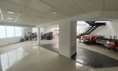 Renta Venta Local Comercial Centro Comercial Tunal 2 pisos  237 m² 2 pisos