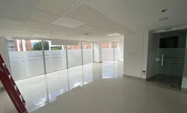 Renta Venta Local Comercial Centro Comercial Tunal 2 pisos  237 m² 2 pisos