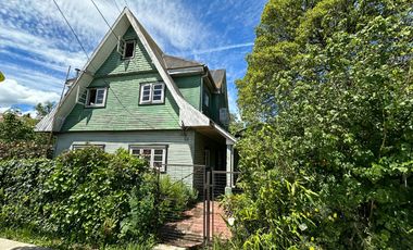 Se Vende Casona Alemana en ciudad de Paillaco, Región de Los Ríos.