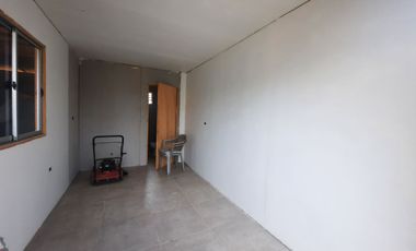 Casa con local comercial Sector Llallauquen 148.000.000 4D 2B 4E