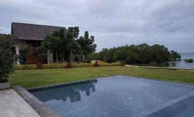 Beachfront Family Villa 3Bedroom in Guinsay Danao City Cebu