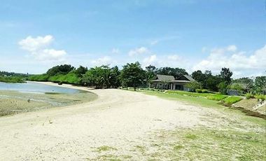 Beachfront Family Villa 3Bedroom in Guinsay Danao City Cebu