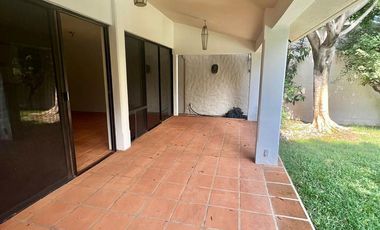 CUERNAVACA VENTA CASA PALMIRA TINGUINDIN 3 RECAMARAS, SEGURIDAD 24 HORAS
