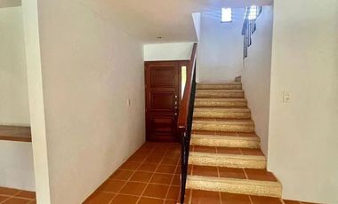 CUERNAVACA VENTA CASA PALMIRA TINGUINDIN 3 RECAMARAS, SEGURIDAD 24 HORAS