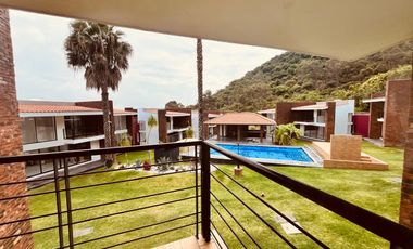 VENTA DE CASAS EN EXCLUSIVO RESIDENCIAL CON ALBERCA EN TLAYACAPAN