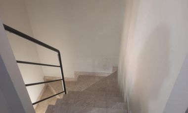 Se alquila casa de 2 plantas en Duran City