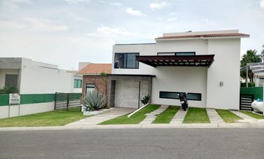 CASA EN VENTA EN LOMAS DE COCOYOC