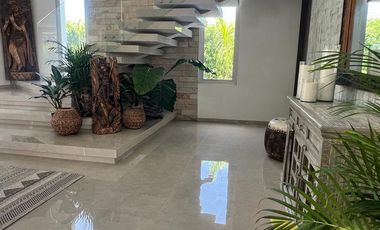 CASA DE LUJO EN VENTA CONJUNTO PALMA REAL, CARTAGENA.