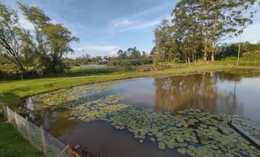New, Modern One Level Home With Lake and Many Extras - Top Community Llanogrande