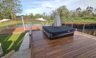 New, Modern One Level Home With Lake and Many Extras - Top Community Llanogrande