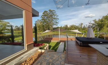 New, Modern One Level Home With Lake and Many Extras - Top Community Llanogrande