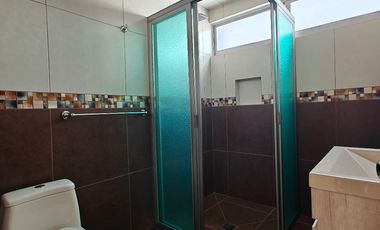 Casa en renta en toluca sobre Hidalgo con ubicación estratégica 5 recamaras.
