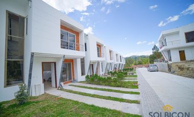 Casa de venta con Crédito VIP en Cuenca - Sector Valle