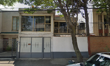 Casa en venta en Calle Sur 71 A No. 229 Justo Sierra Iztapalapa  excelente oportunidad de inversión MV4-di