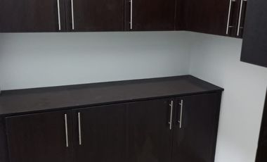 Kings Park Torre 300. 217mts 3r 3b amoblado terraza $255,000.00