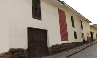 VENDO CASA EN CUZCO 457 MTS2 CERCA PZA ARMAS CUZCO.