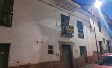 VENDO CASA EN CUZCO 457 MTS2 CERCA PZA ARMAS CUZCO.