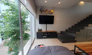 Renta Casa Tipo Townhouse AMUEBLADA 2 Habs. con Rooftop