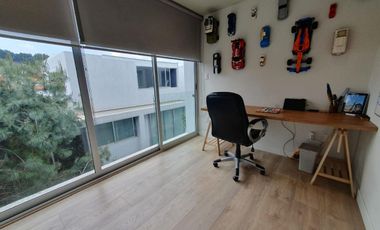 Renta Casa Tipo Townhouse AMUEBLADA 2 Habs. con Rooftop