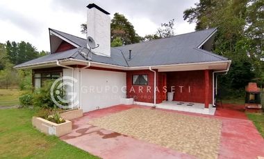 CASA EN PLAYA LAS CASCADAS, PUERTO OCTAY