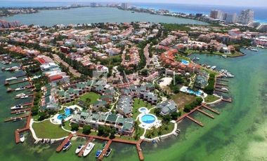 Casa en Venta, Isla Dorada Residencial, Cancún Quintana Roo.