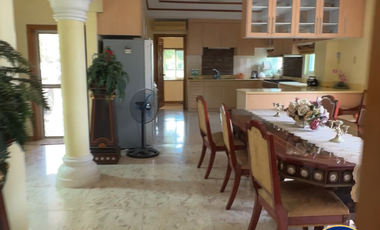 House and Lot in Brentville for sale