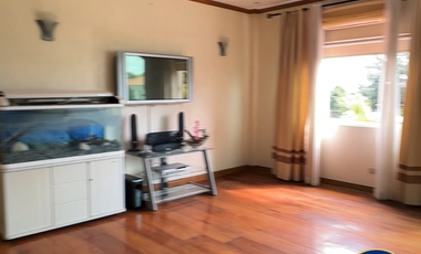 House and Lot in Brentville for sale