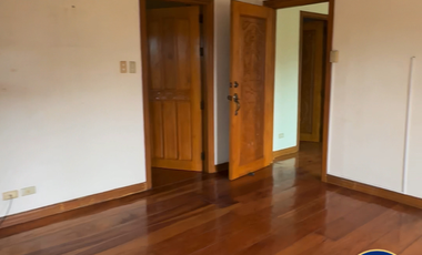 House and Lot in Brentville for sale