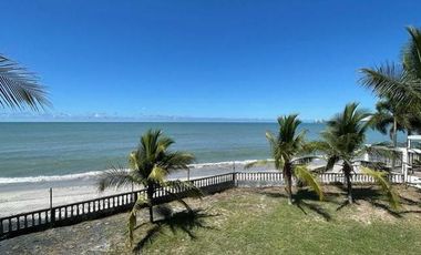 CASA FRENTE AL MAR PLAYA MALIBU GORGONA