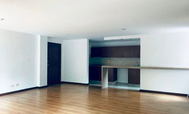 PR17824 Arriendo de apartamento en Loma de las Brujas