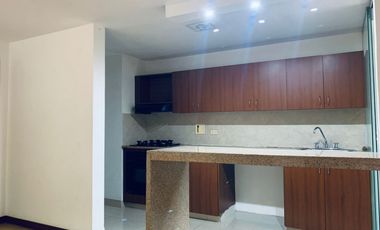 PR17824 Arriendo de apartamento en Loma de las Brujas