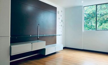 PR17824 Arriendo de apartamento en Loma de las Brujas