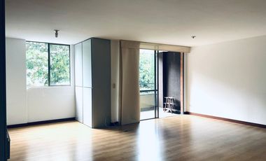 PR17824 Arriendo de apartamento en Loma de las Brujas