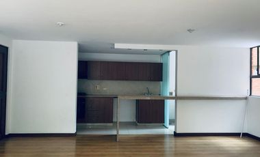 PR17824 Arriendo de apartamento en Loma de las Brujas