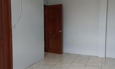 Vendo casa con garaje ubicada al sur de Guayaquil