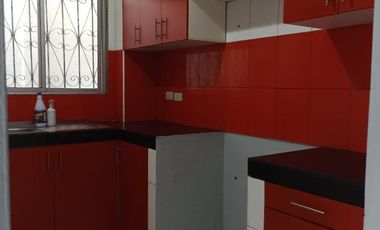 Vendo casa con garaje ubicada al sur de Guayaquil