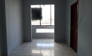 Vendo casa con garaje ubicada al sur de Guayaquil