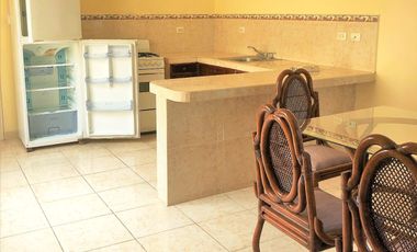 EN RENTA DEPARTAMENTOS AMUEBLADOS DE DOS RECÁMARAS CON PISCINA COMPARTIDA