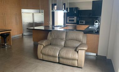 VENTA DE AMPLIA CASA EN SAMBORONDON