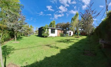Casa 225 m2 + Terreno 4.555 M2 + Piscina. (Sector Checa)