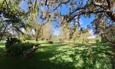 Casa 225 m2 + Terreno 4.555 M2 + Piscina. (Sector Checa)